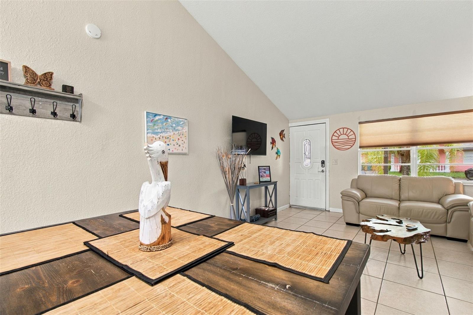 7607 WOODLAND OAKS CT