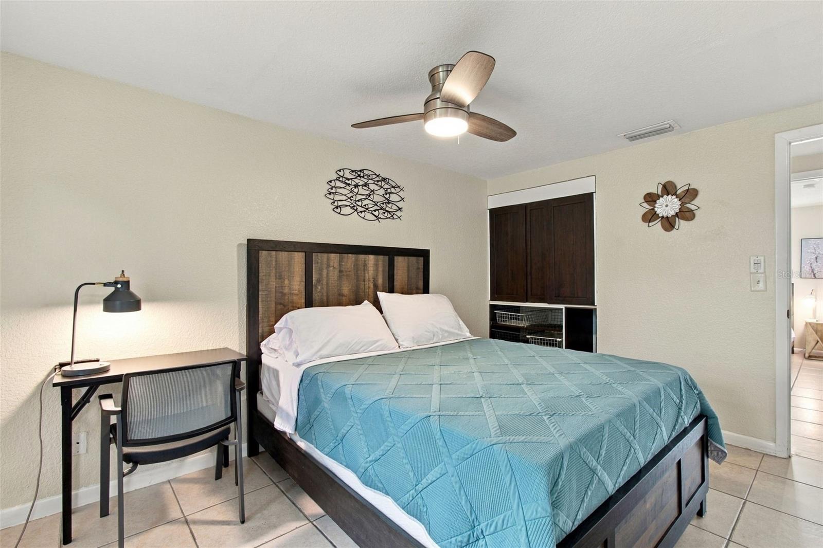 7607 WOODLAND OAKS CT