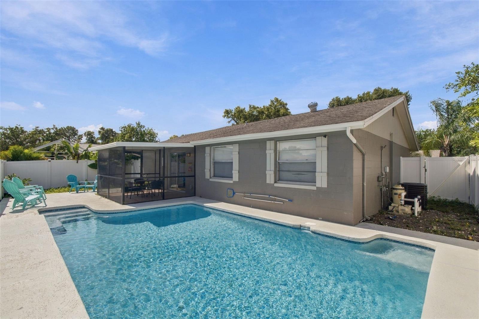 7607 WOODLAND OAKS CT