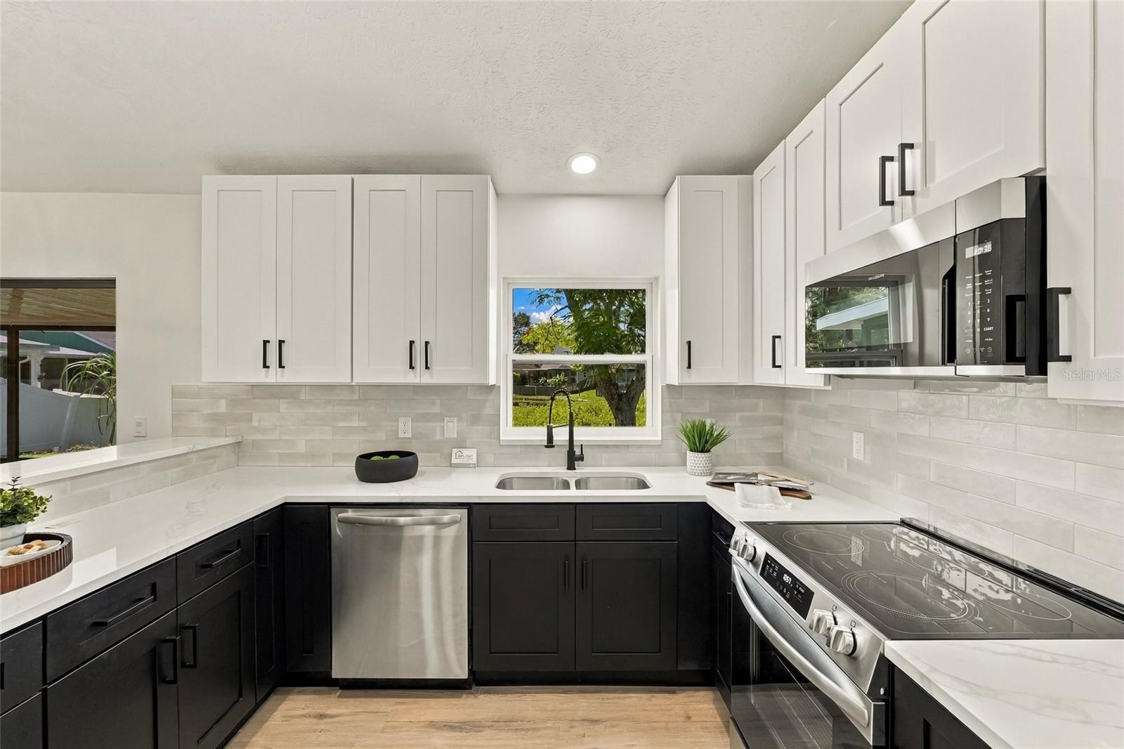 11216 SHADYBROOK DR