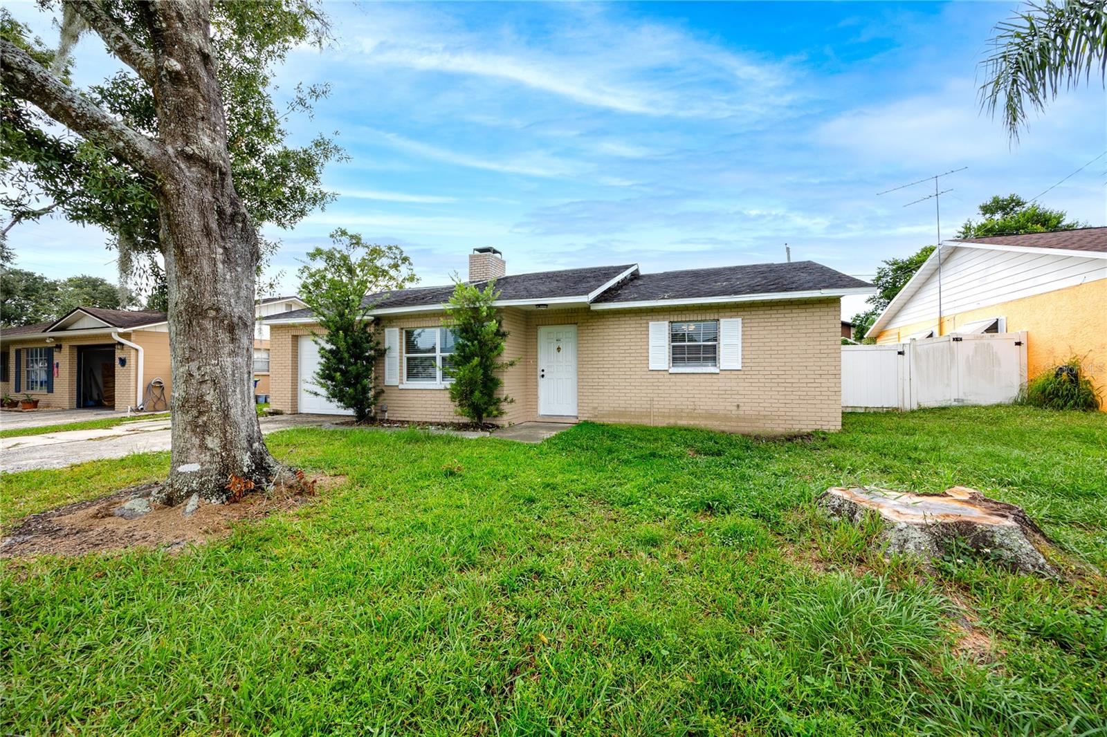 4624 WISTERIA DR