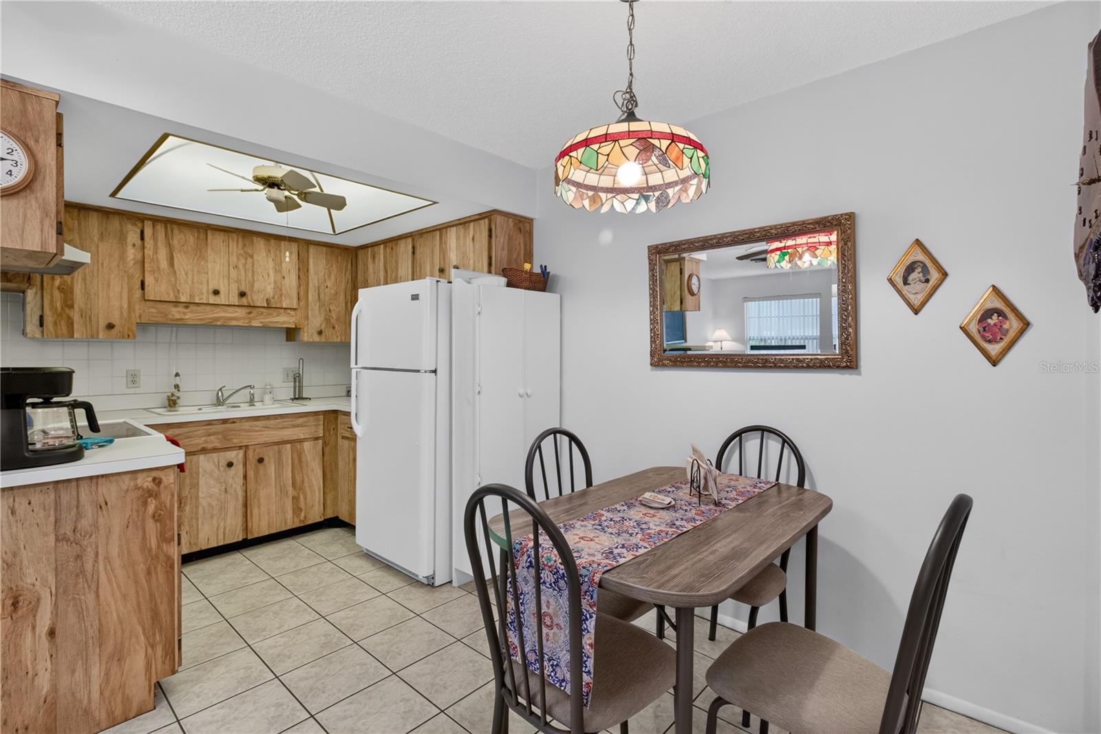 6176 CHESHAM DR #8