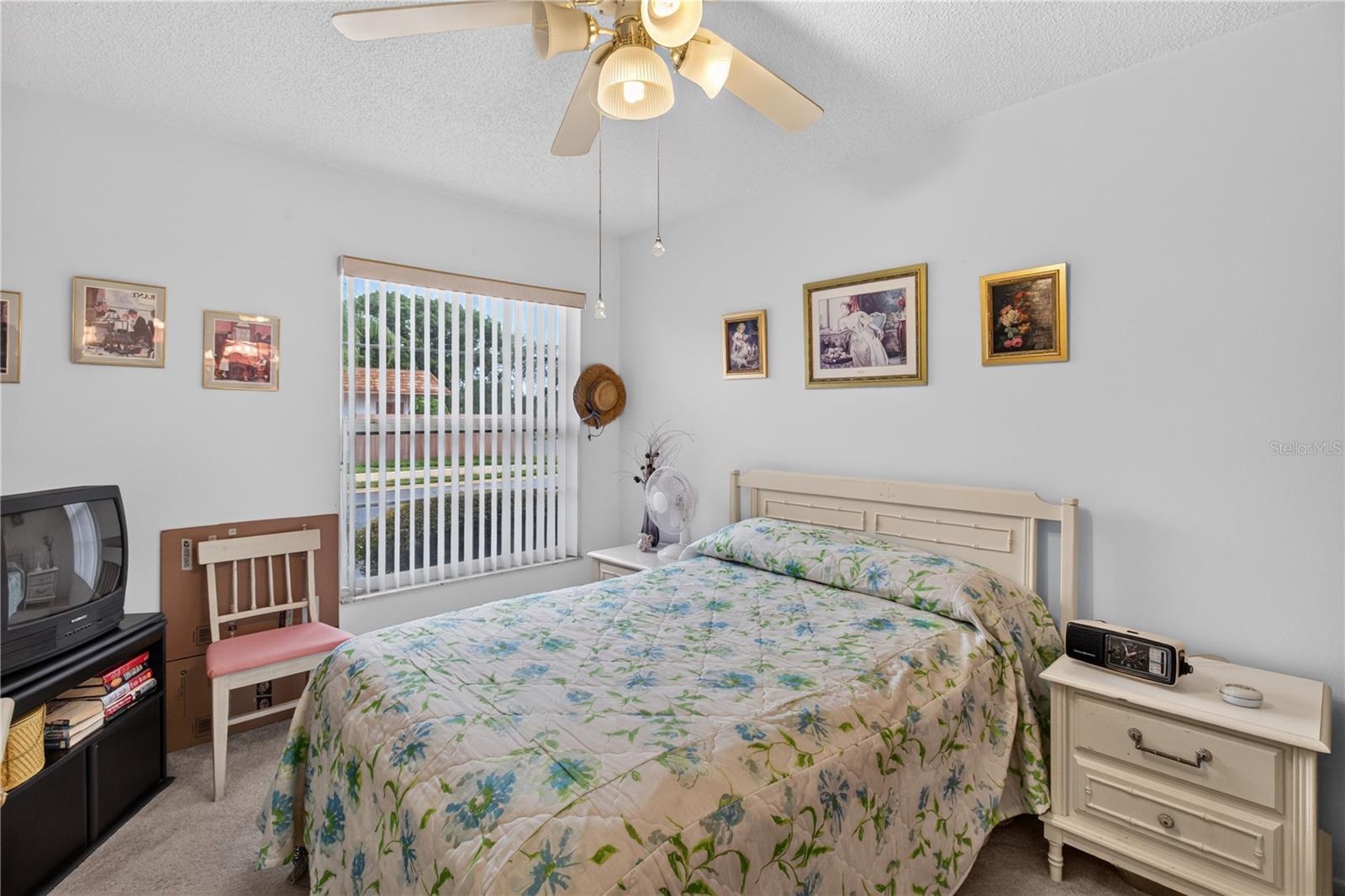 6176 CHESHAM DR #8