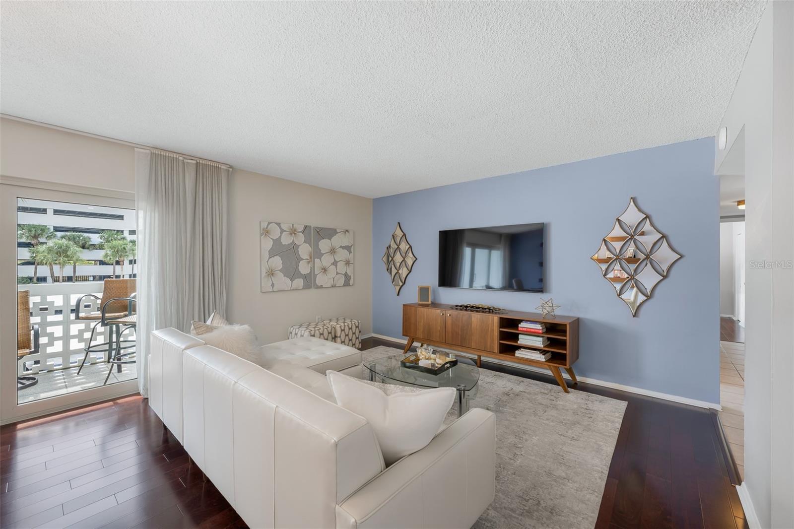 2401 BAYSHORE BLVD #203