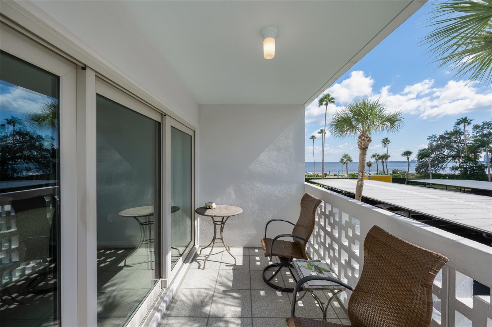 2401 BAYSHORE BLVD #203