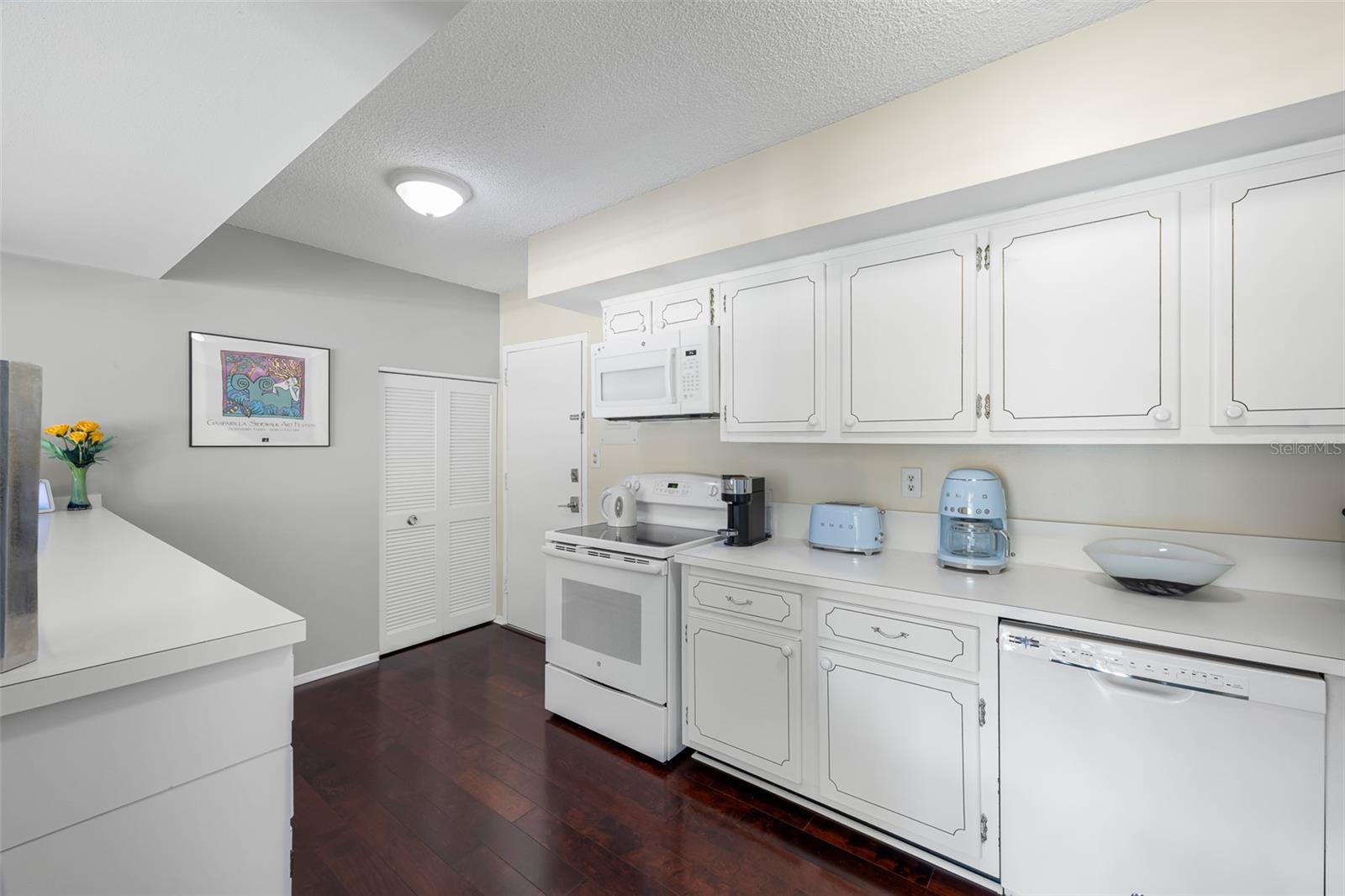 2401 BAYSHORE BLVD #203