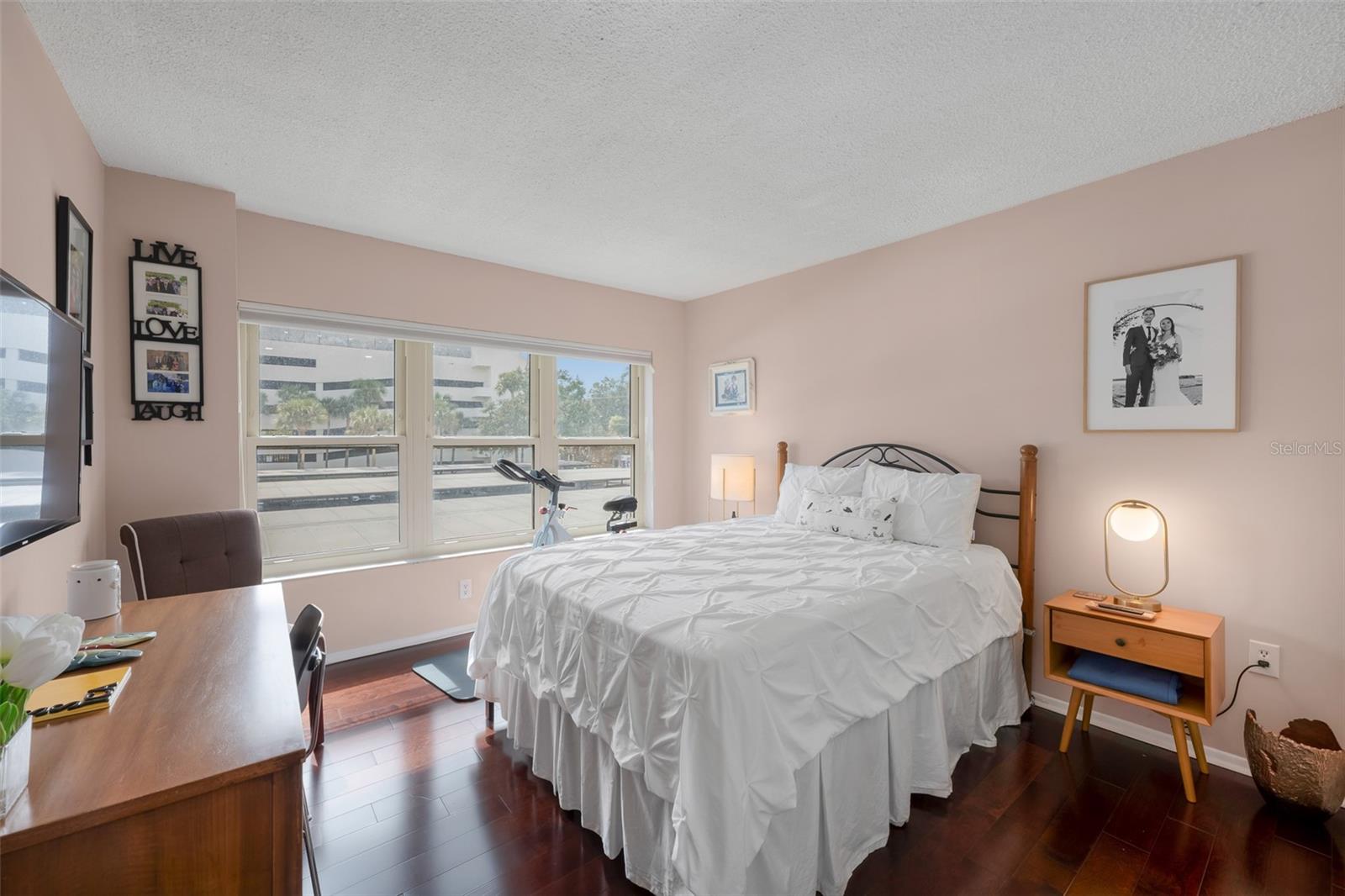 2401 BAYSHORE BLVD #203