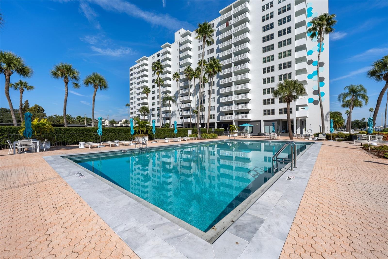 2401 BAYSHORE BLVD #203