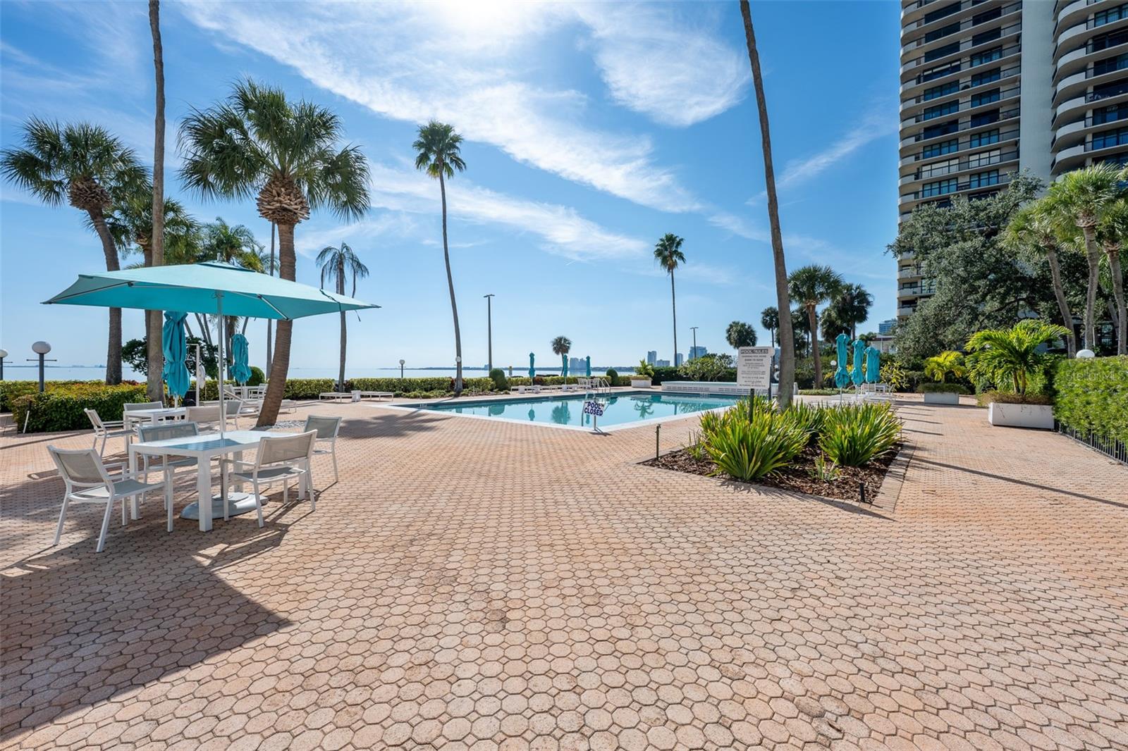 2401 BAYSHORE BLVD #203