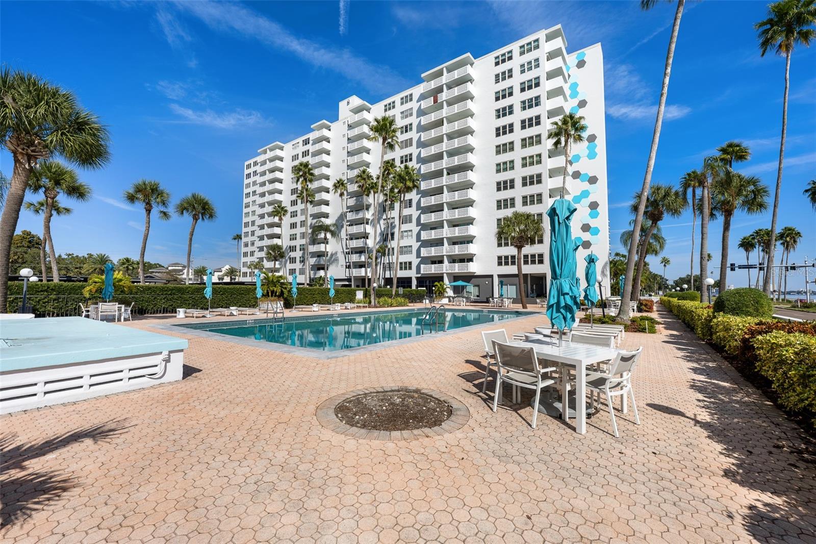 2401 BAYSHORE BLVD #203