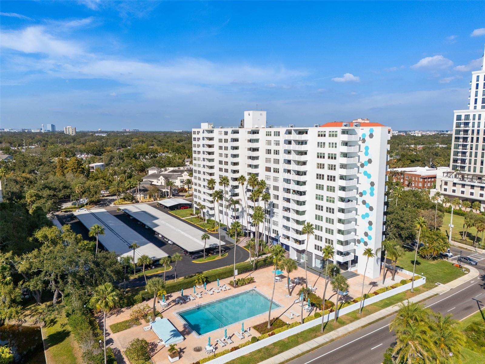 2401 BAYSHORE BLVD #203