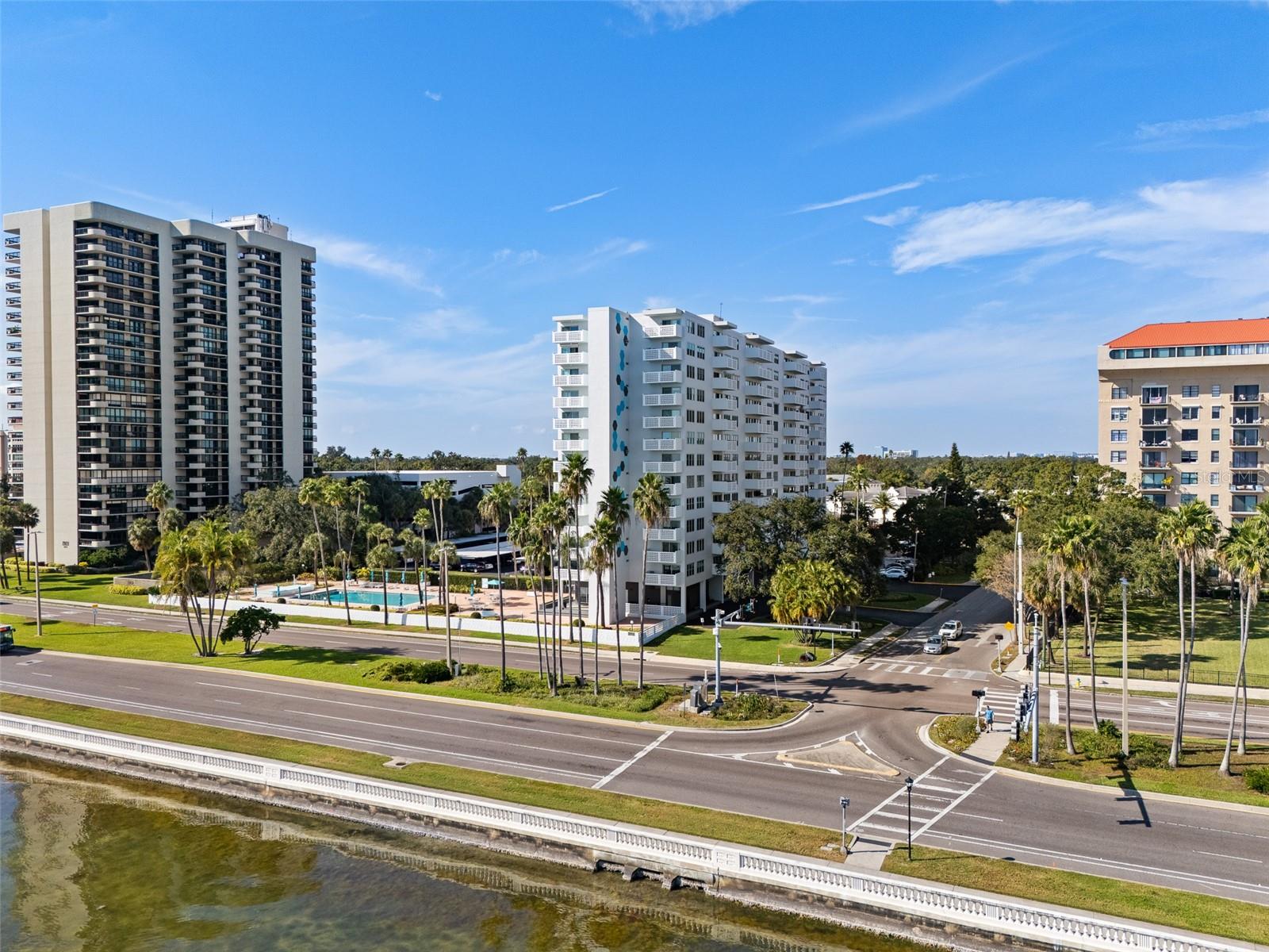 2401 BAYSHORE BLVD #203