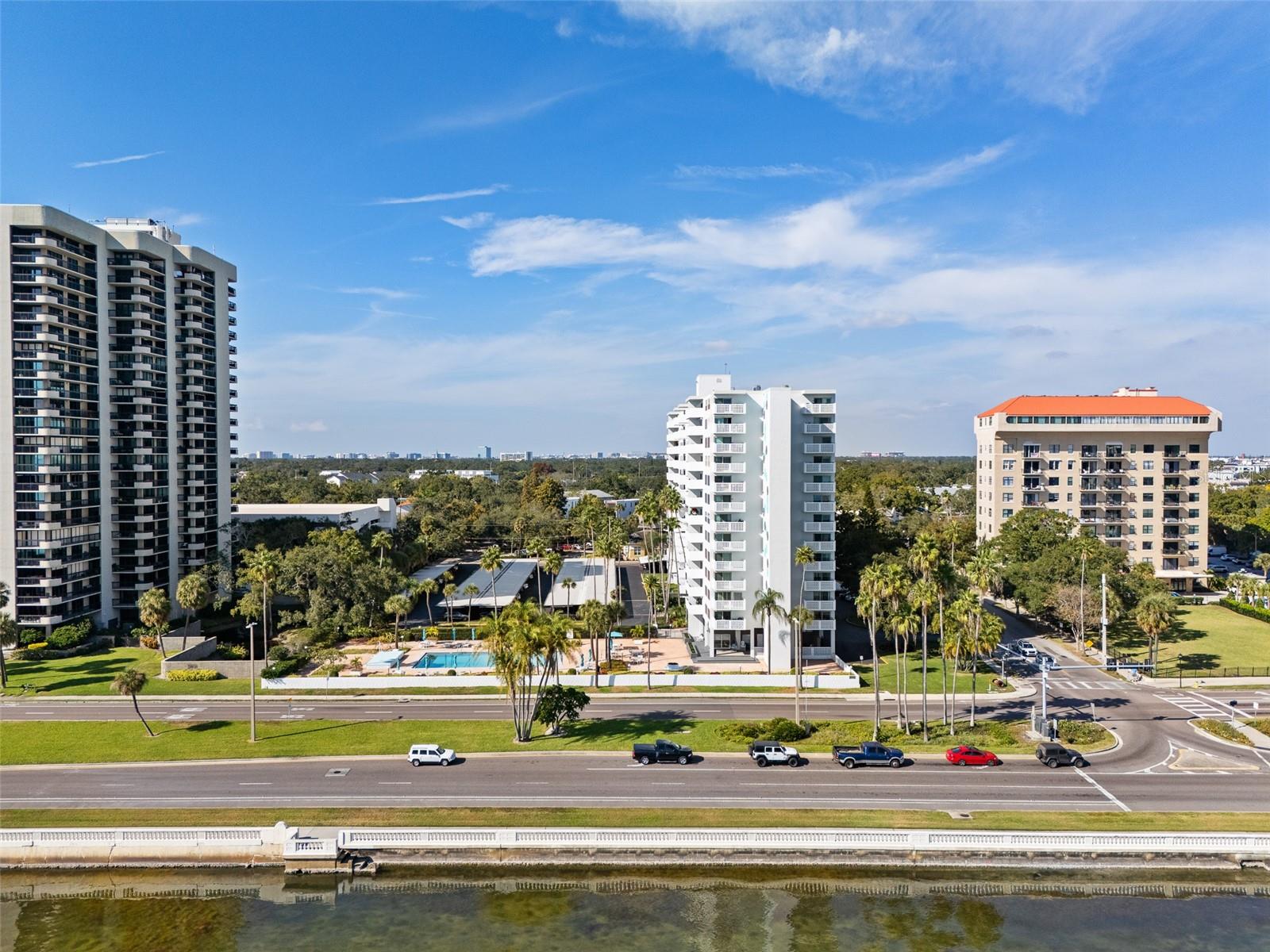 2401 BAYSHORE BLVD #203