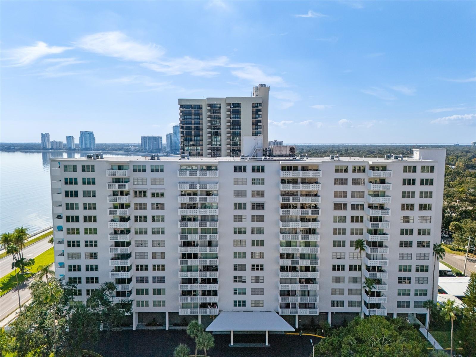 2401 BAYSHORE BLVD #203