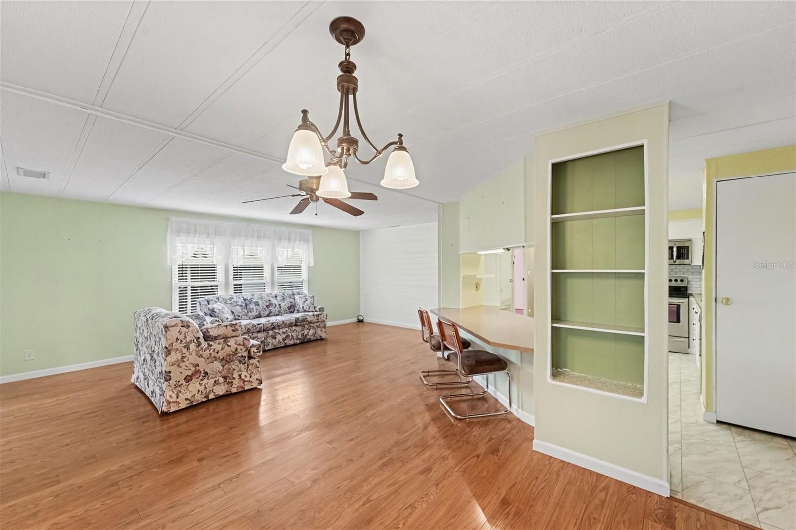 10055 COLLINGWOOD AVE