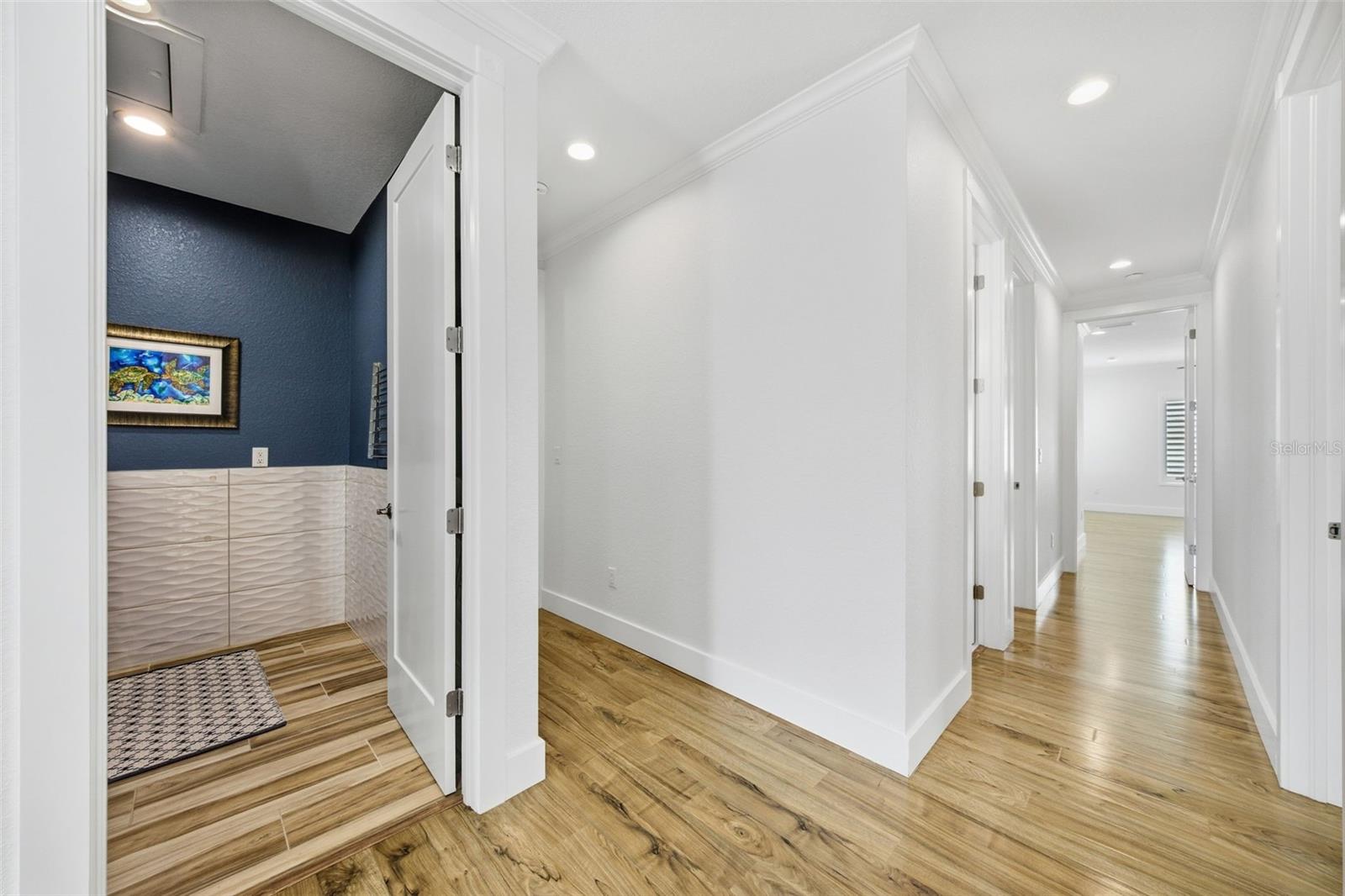 4835 W BAY VILLA AVE