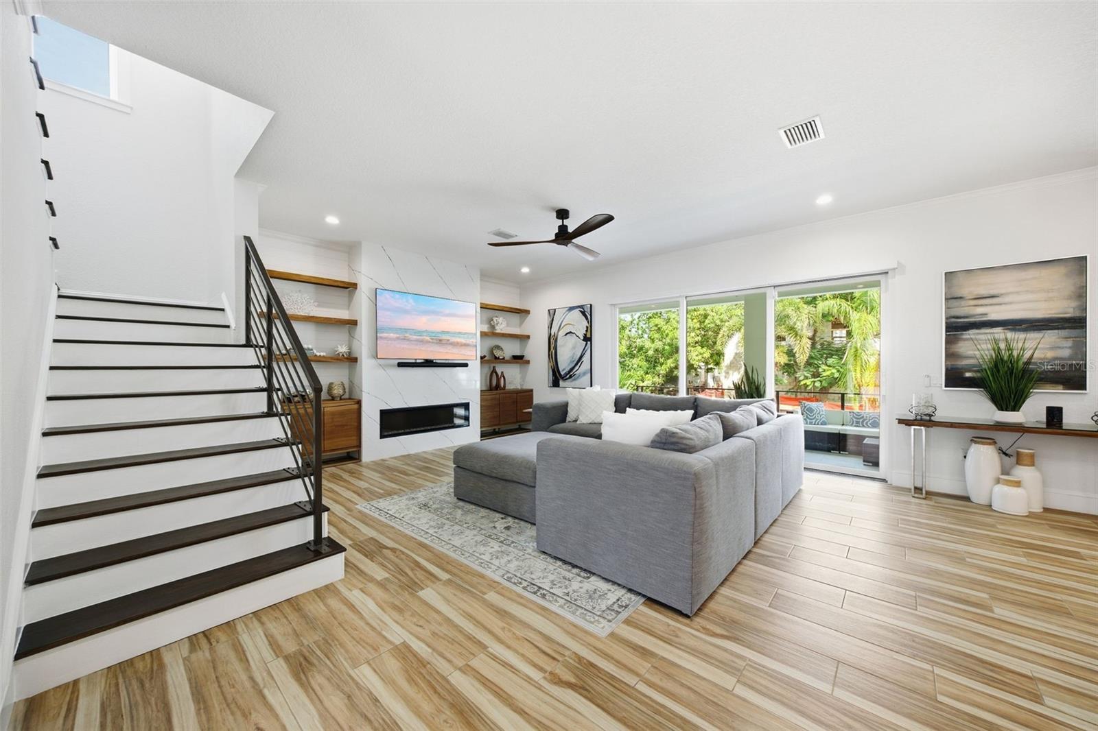 4835 W BAY VILLA AVE
