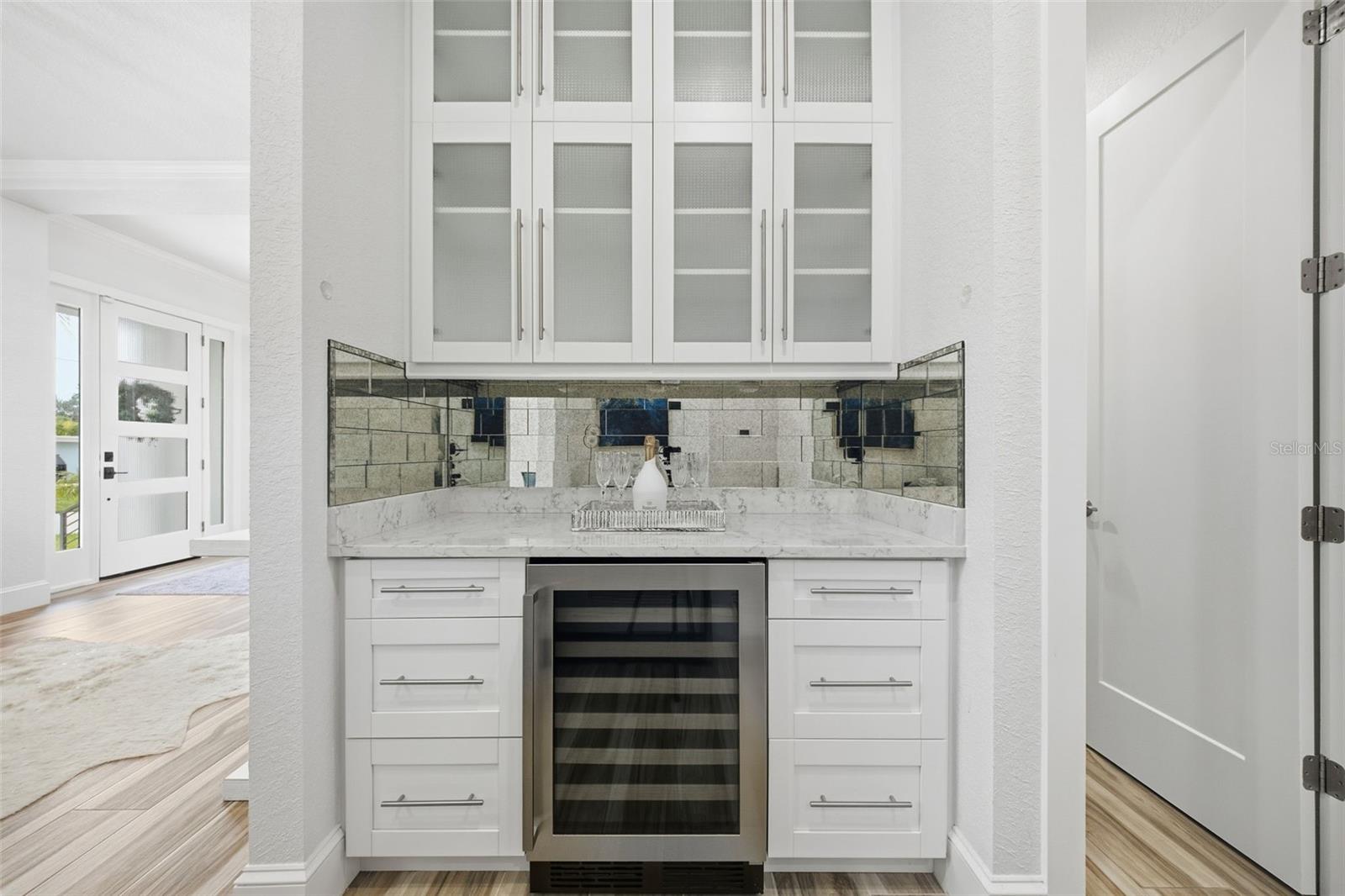 4835 W BAY VILLA AVE