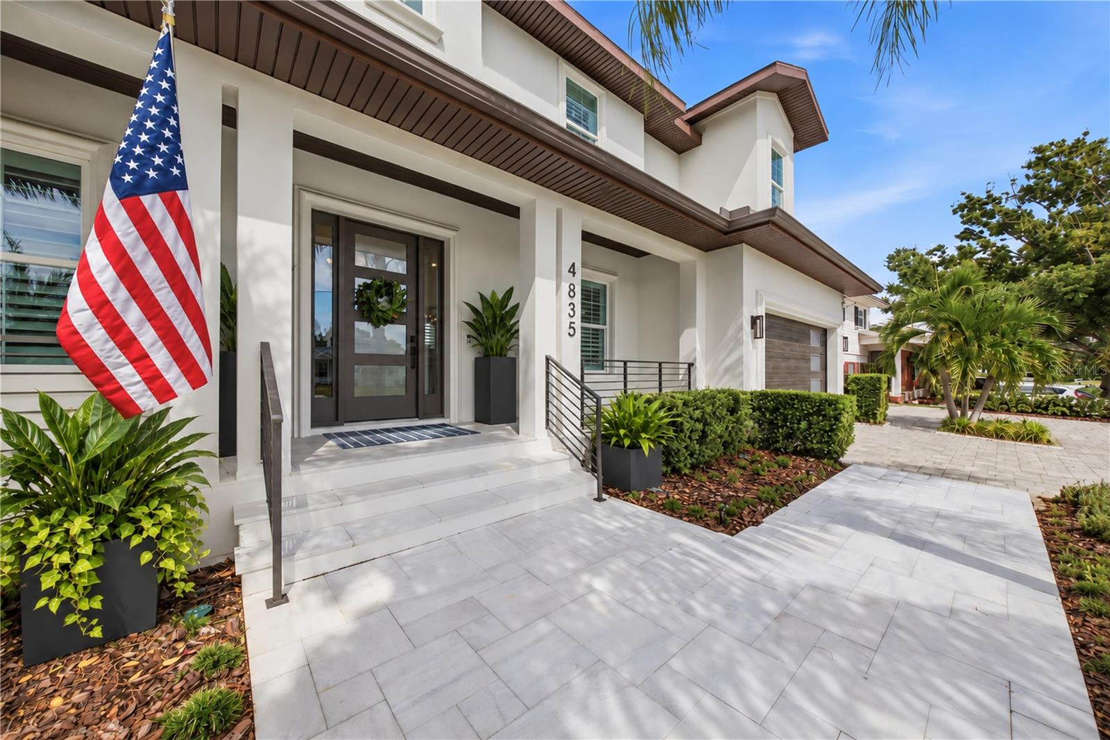 4835 W BAY VILLA AVE