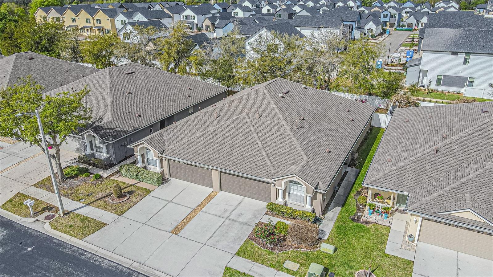1123 BENSBROOKE DR