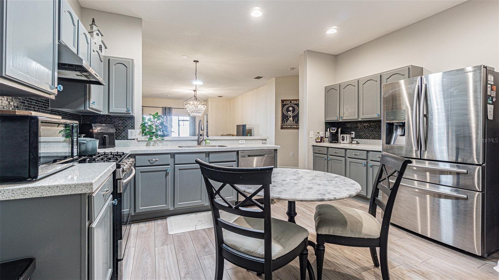 1123 BENSBROOKE DR