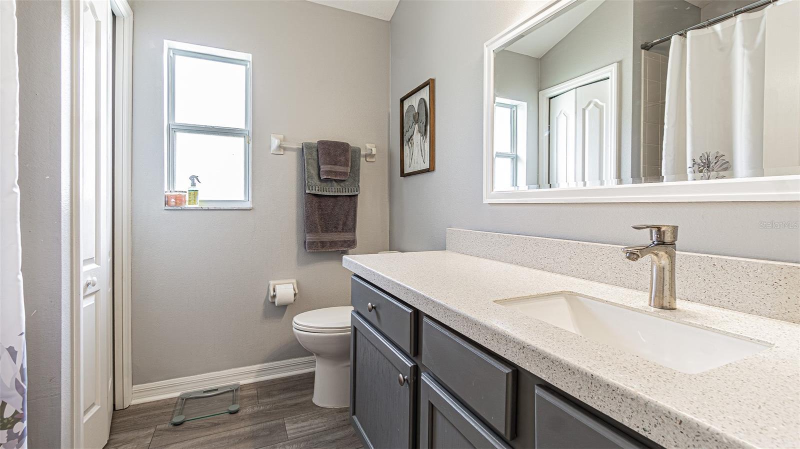 1123 BENSBROOKE DR