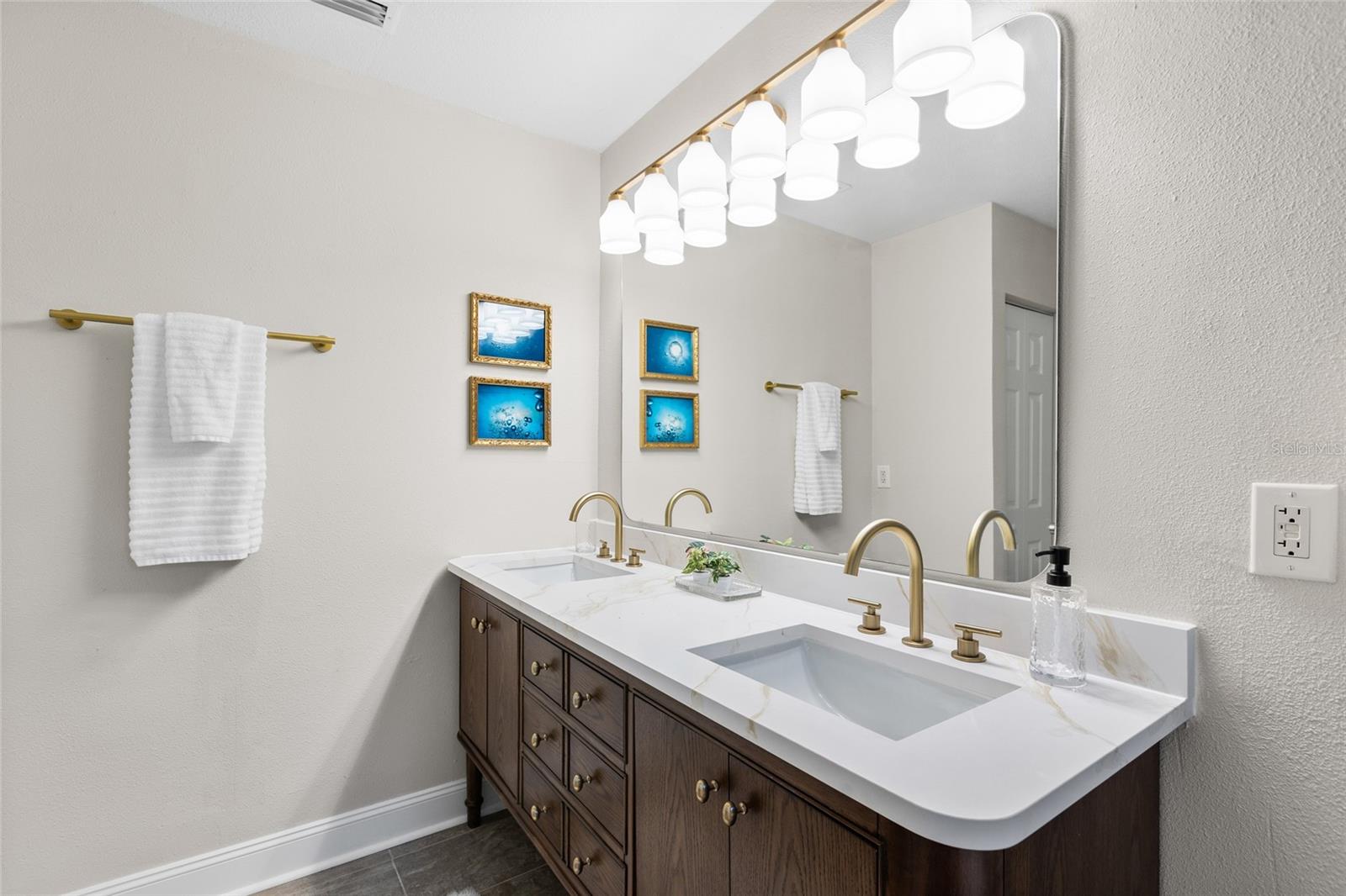 15804 IRONWARE PL
