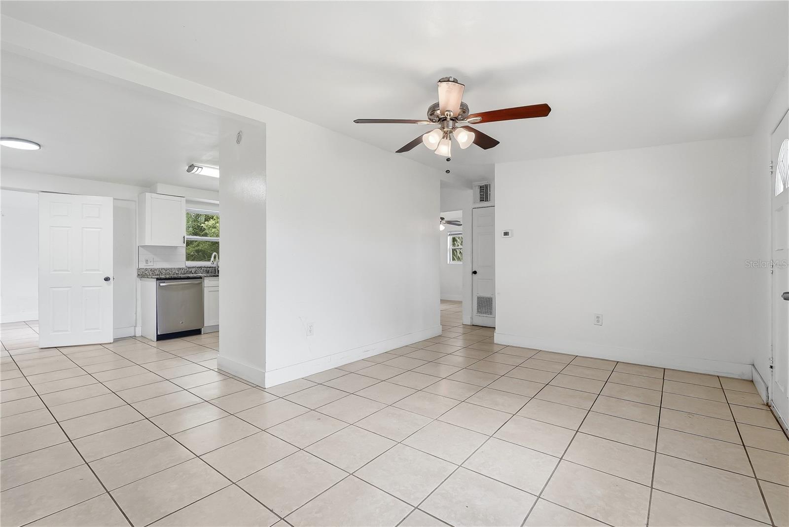 6639 SANDRA DR