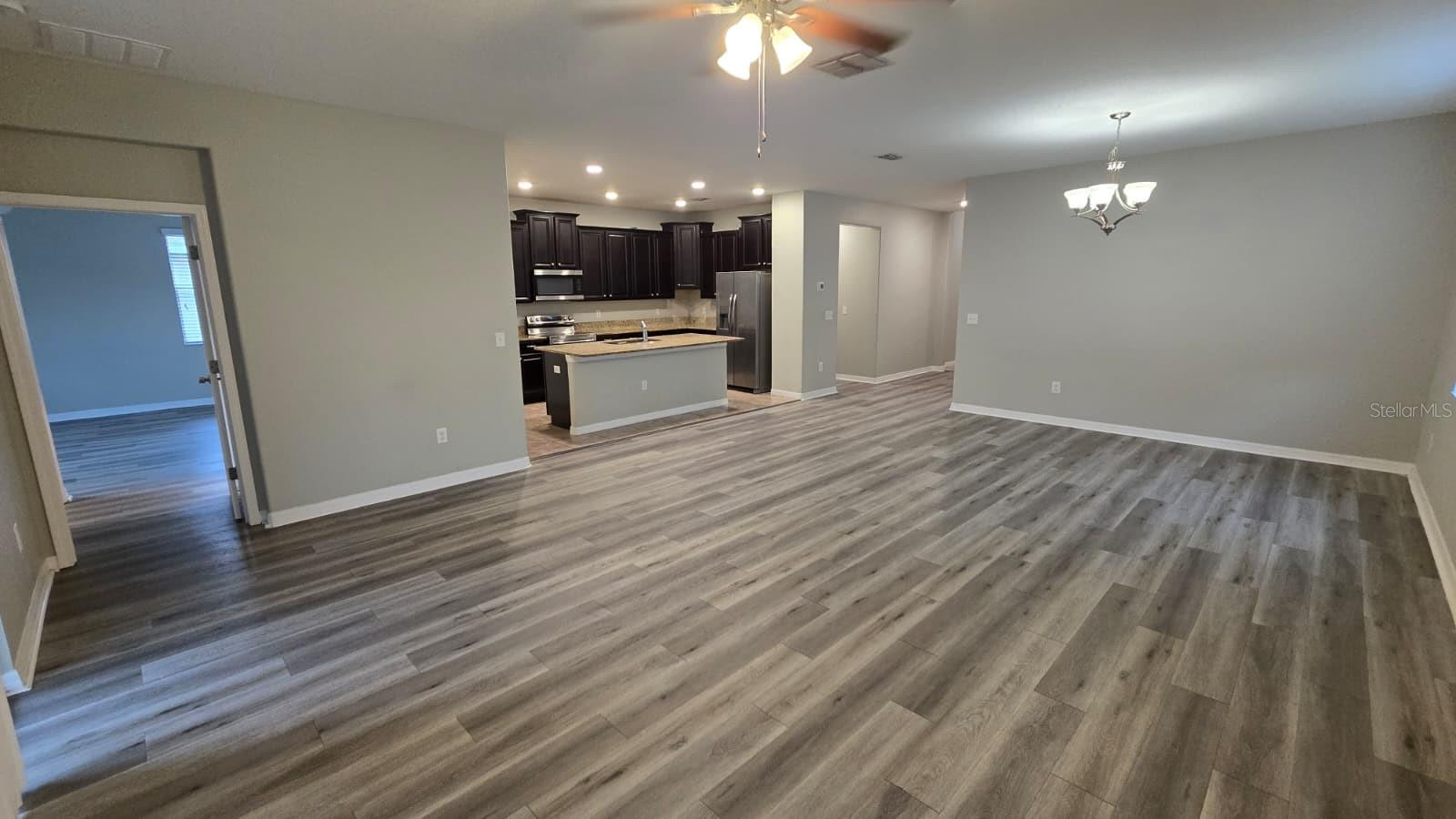 13211 ROYAL PINES AVE