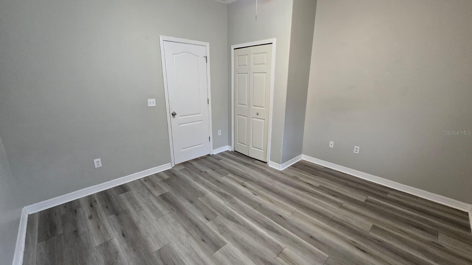13211 ROYAL PINES AVE