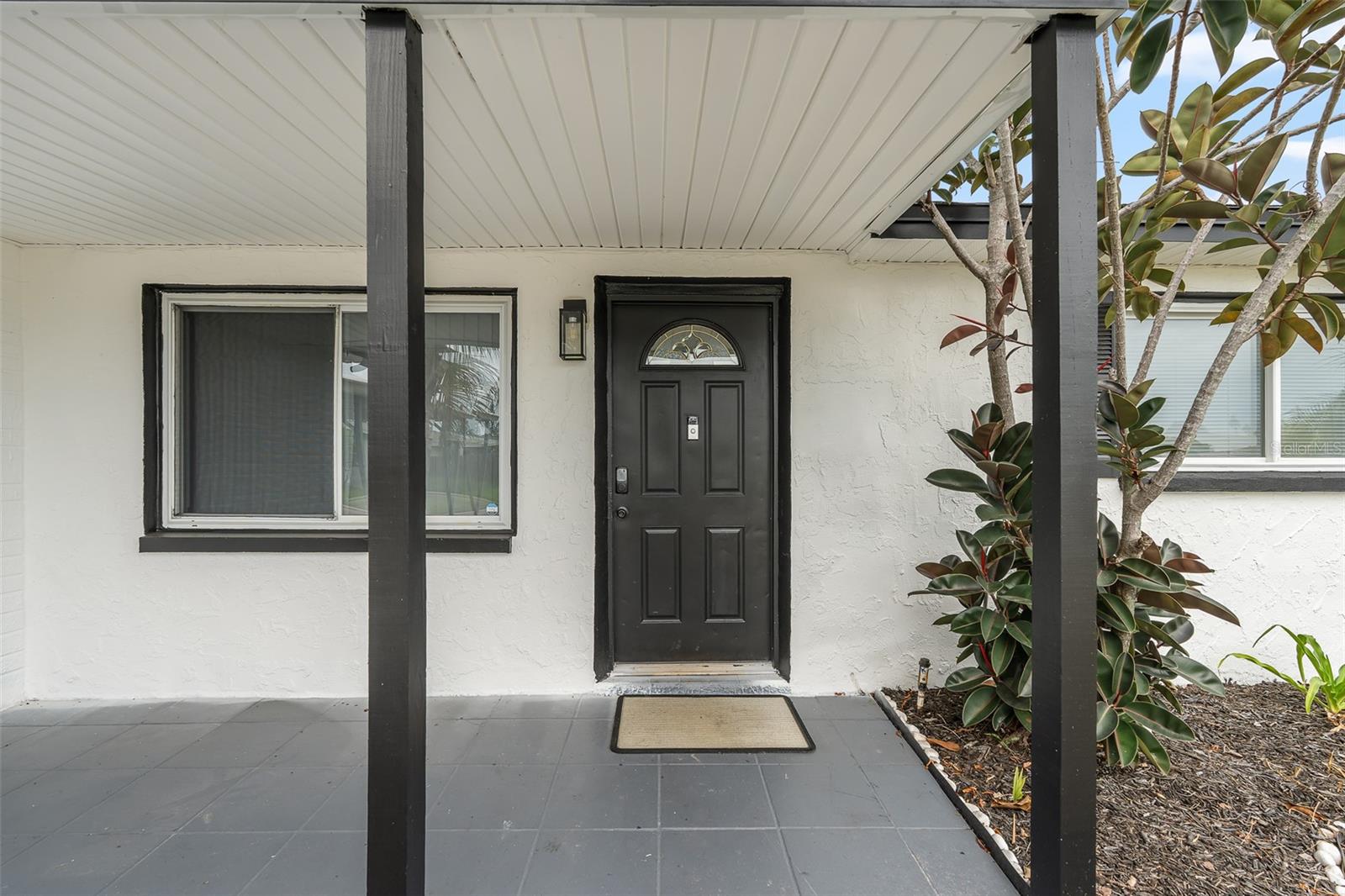 1539 DARTMOUTH DR