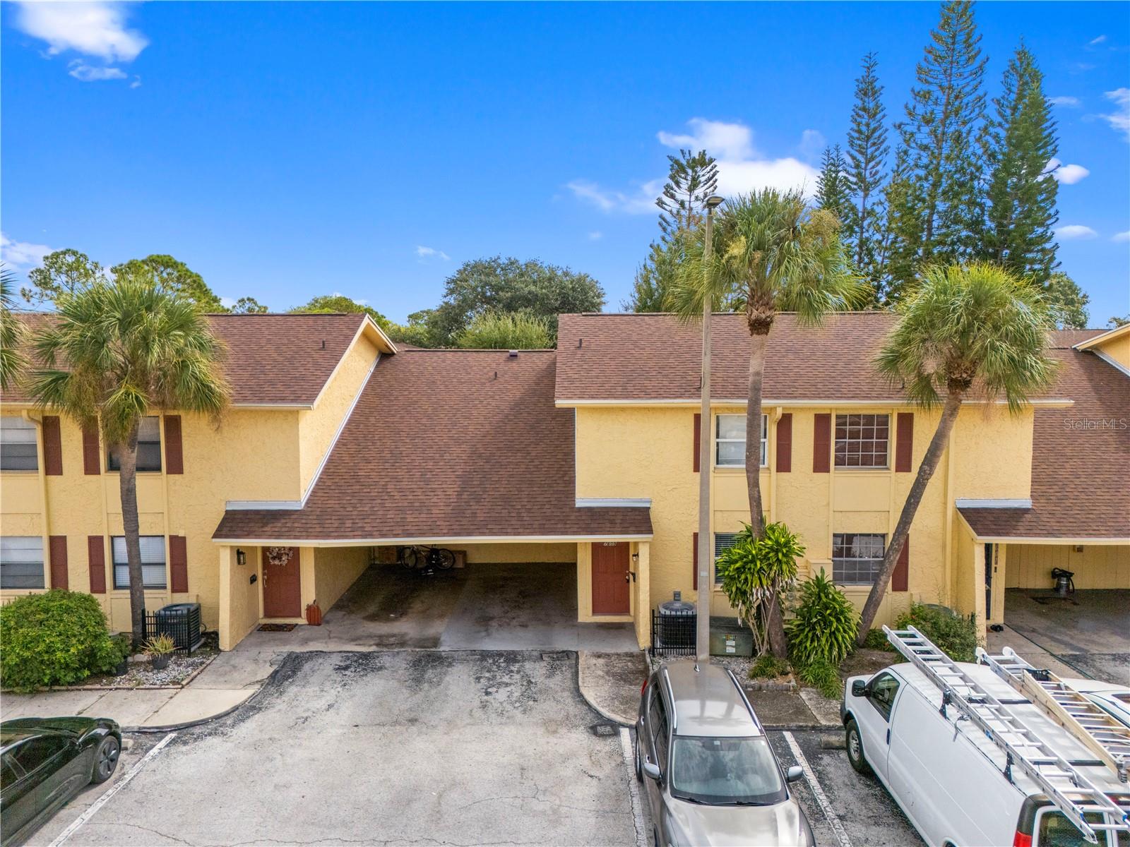 7609 LA MESITA CT