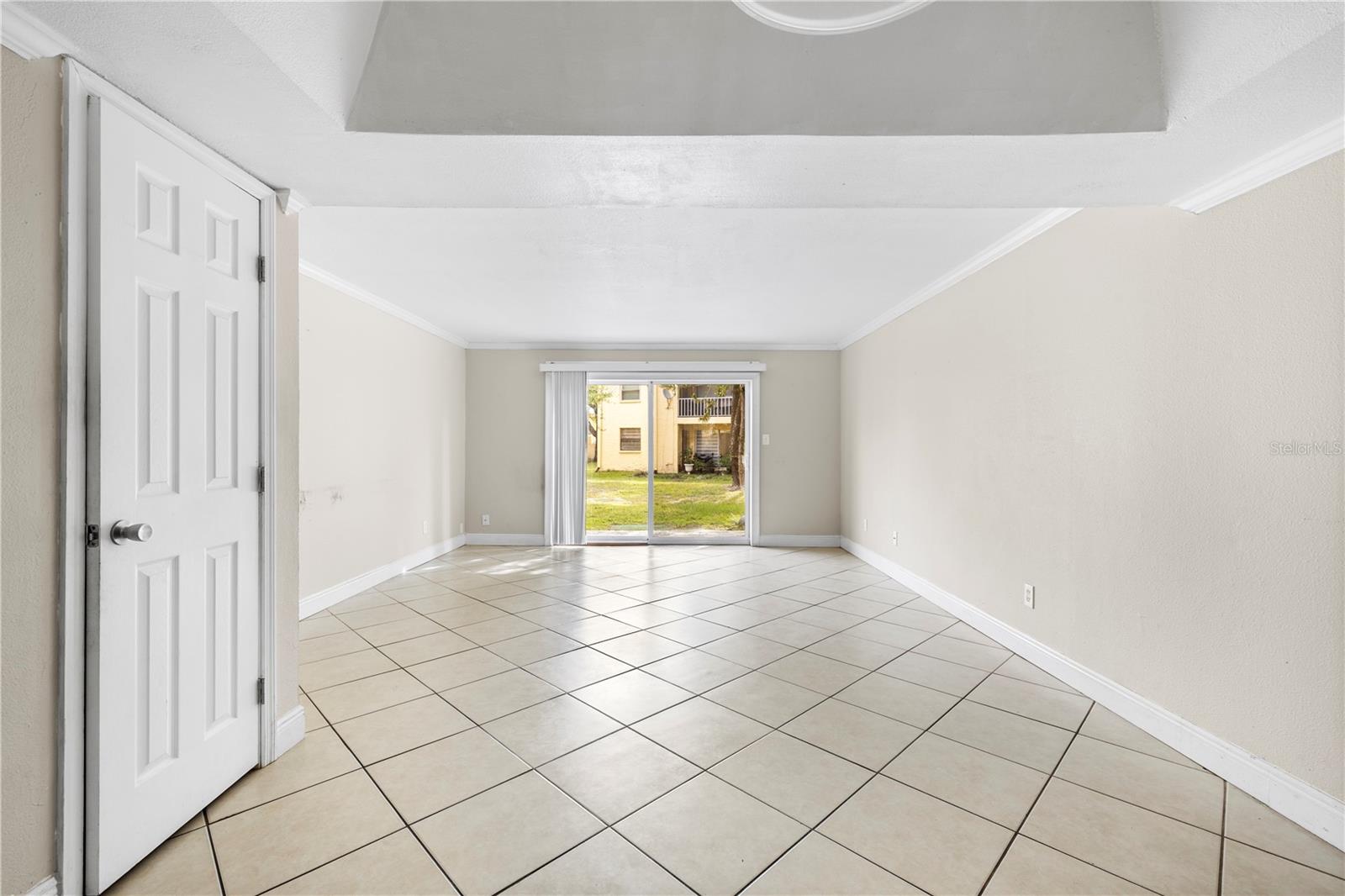 7609 LA MESITA CT