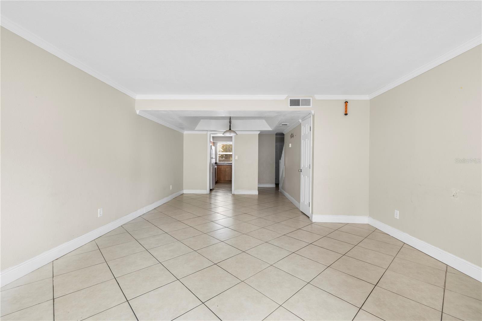 7609 LA MESITA CT