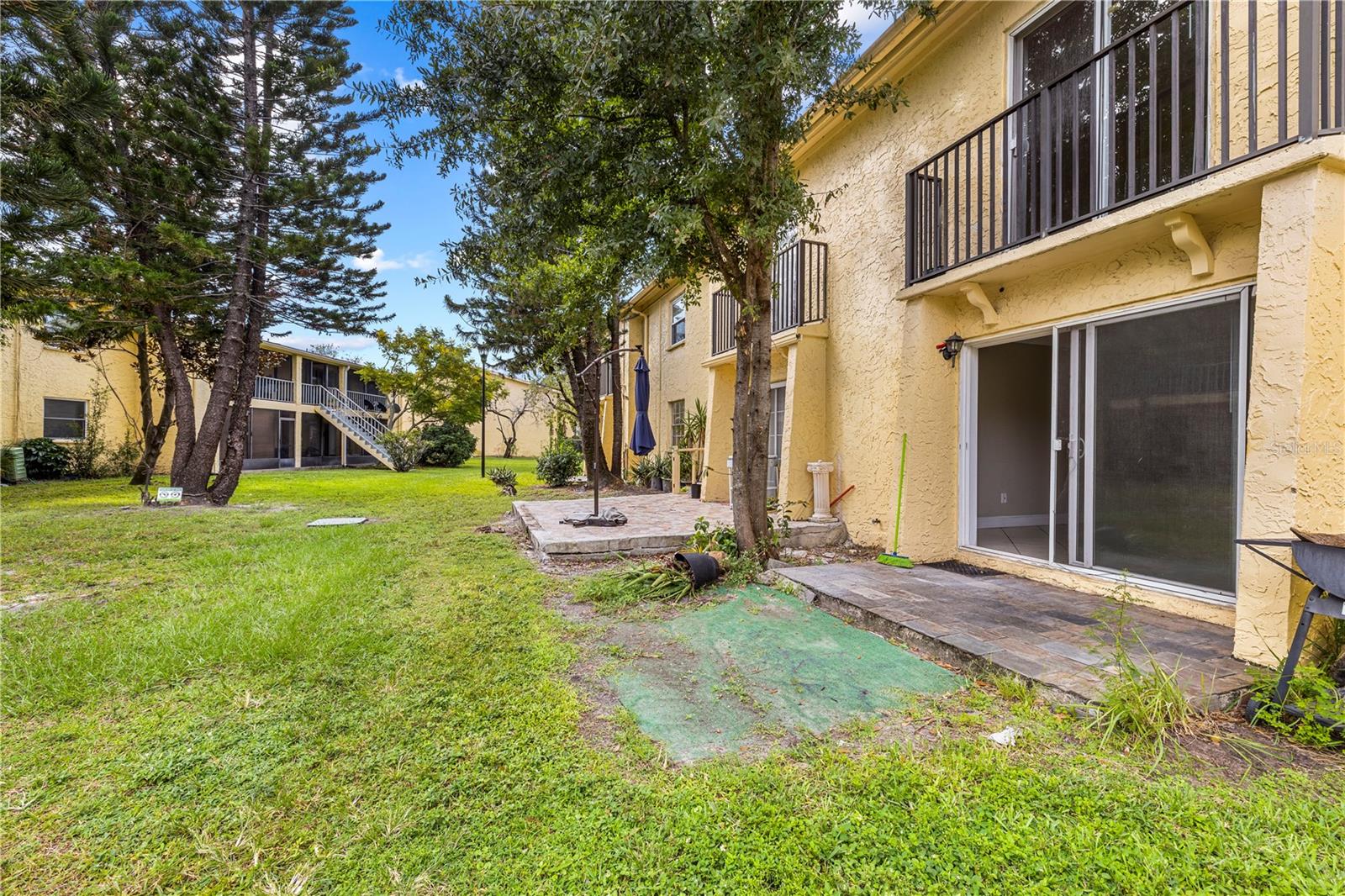 7609 LA MESITA CT