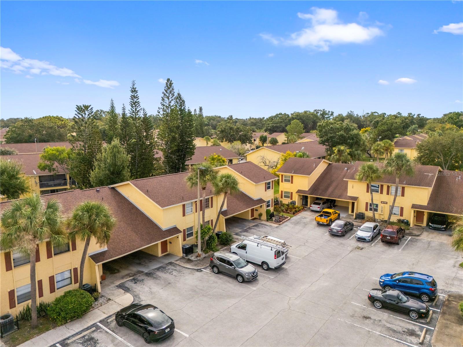 7609 LA MESITA CT