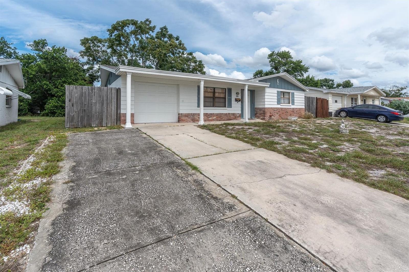 4223 MOOG RD