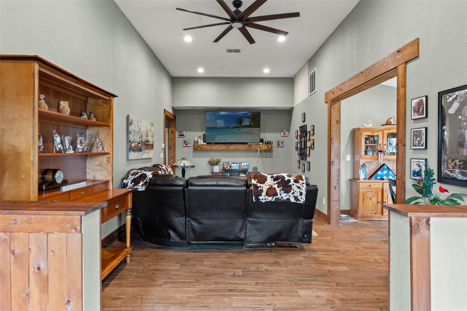 18351 KUKA LN