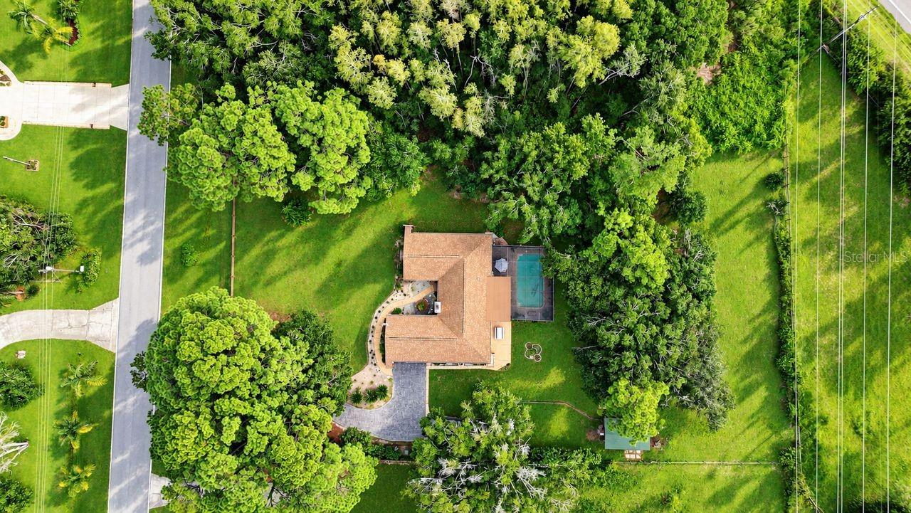 6916 COPPERFIELD DR