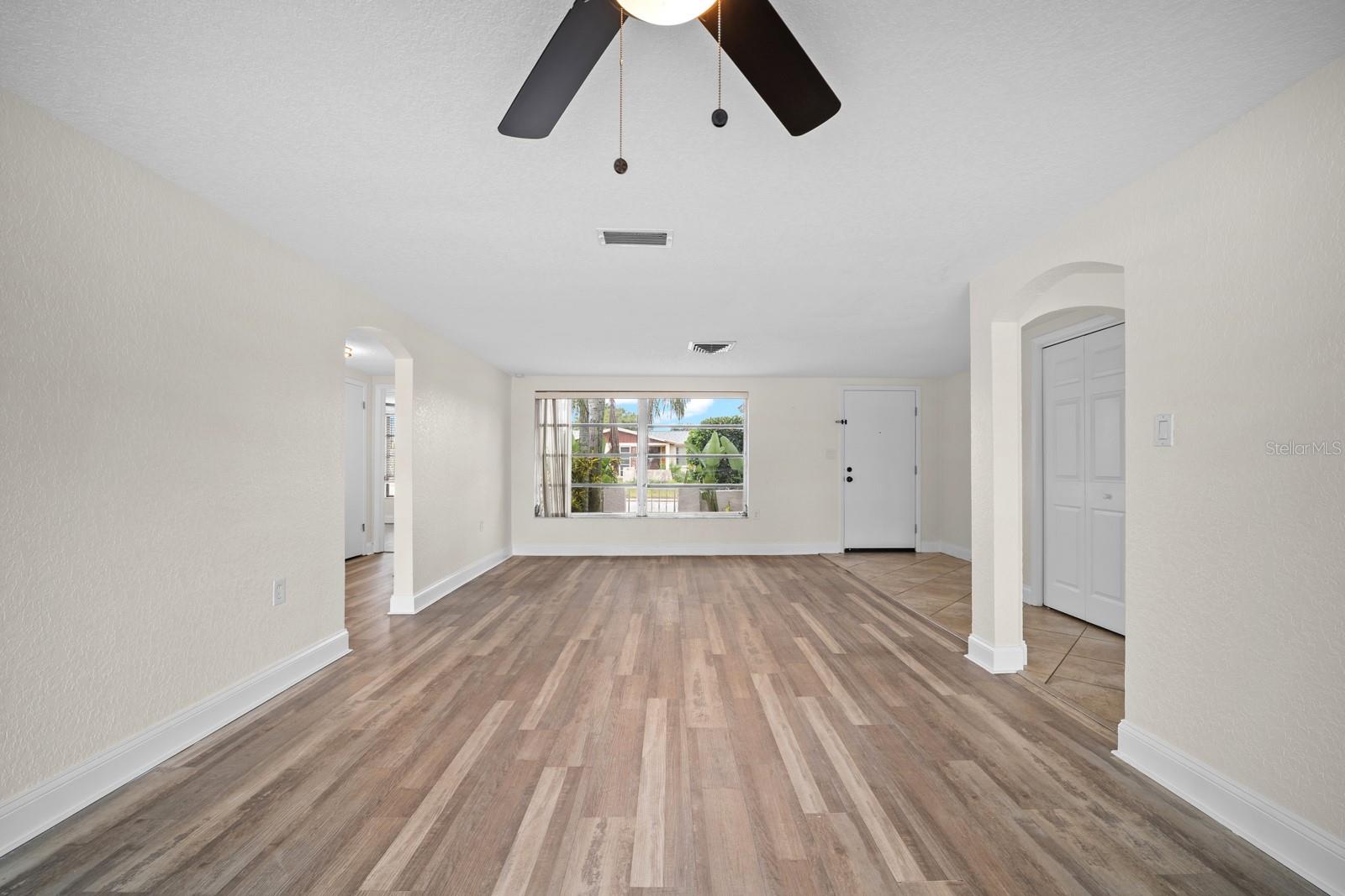 7805 BURNHAM DR