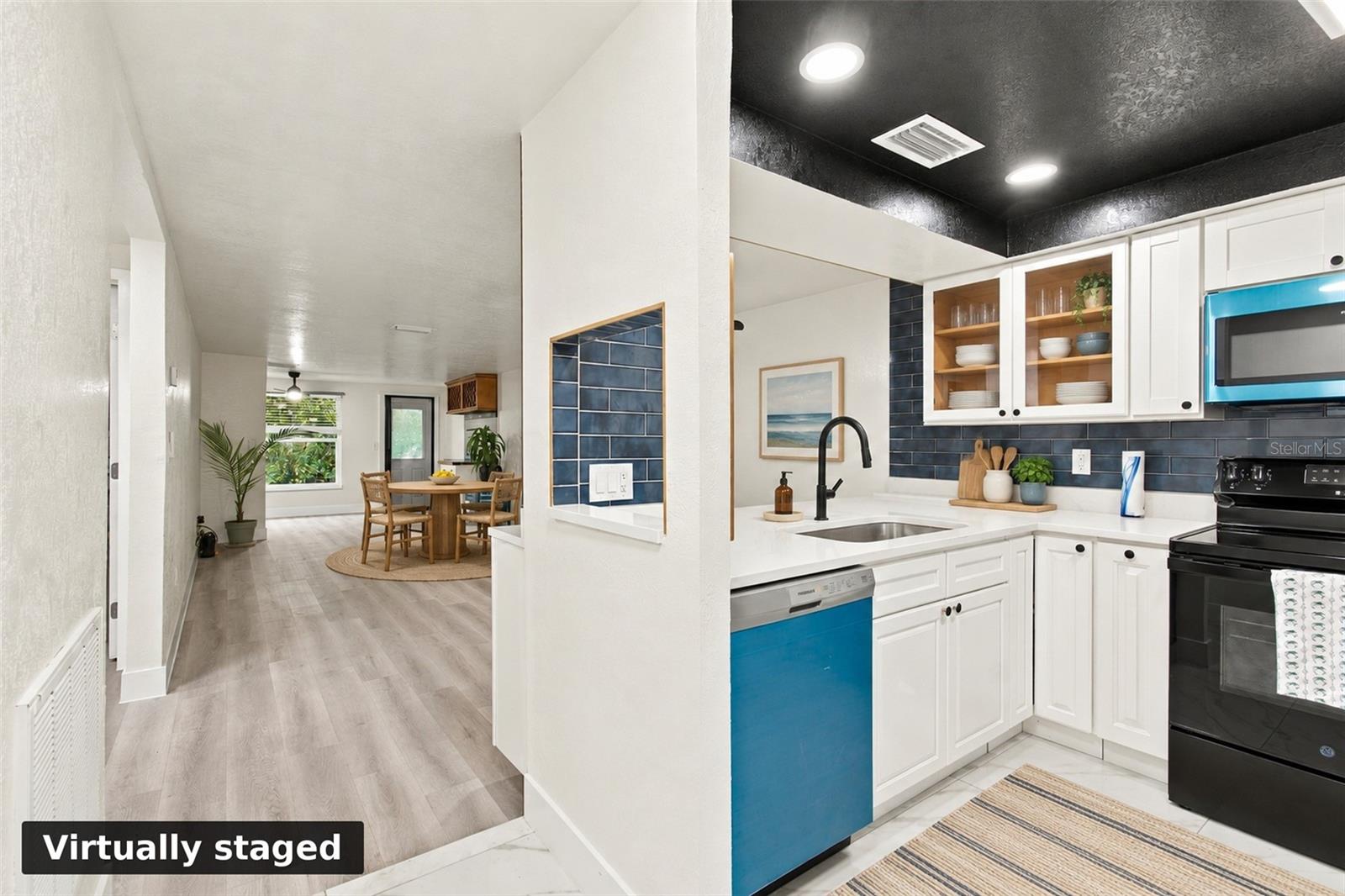 4350 SUNSTATE DR #4