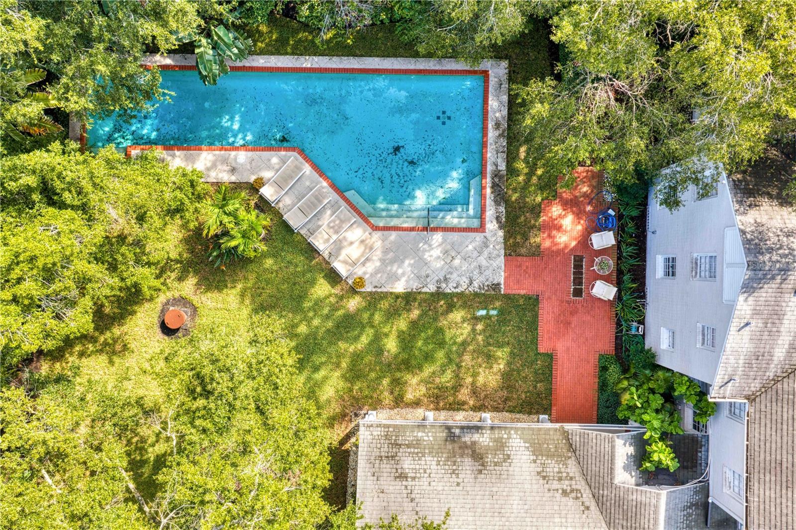 3209 W PARKLAND BLVD