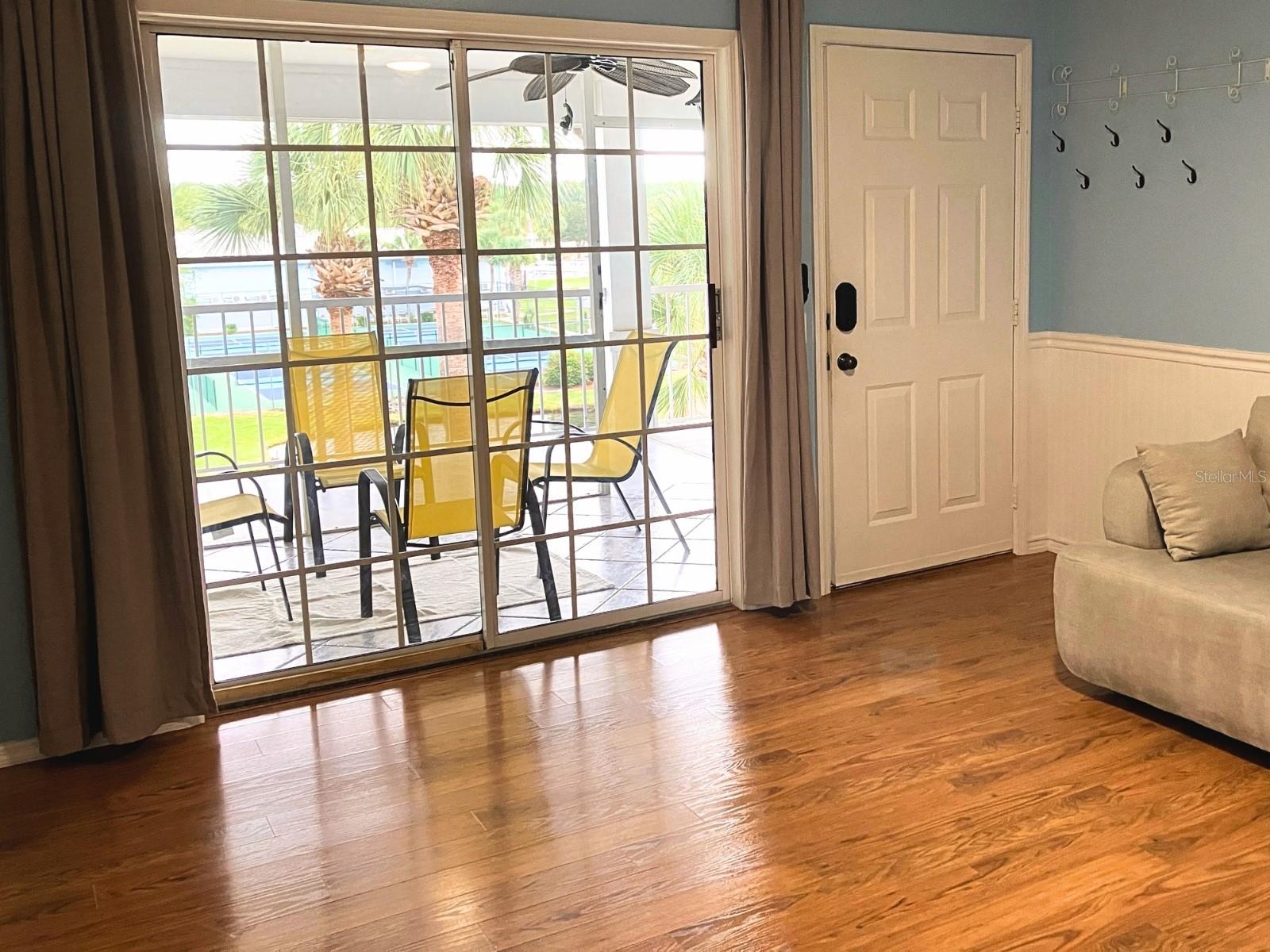 2164 VISTA DEL SOL CIR #523