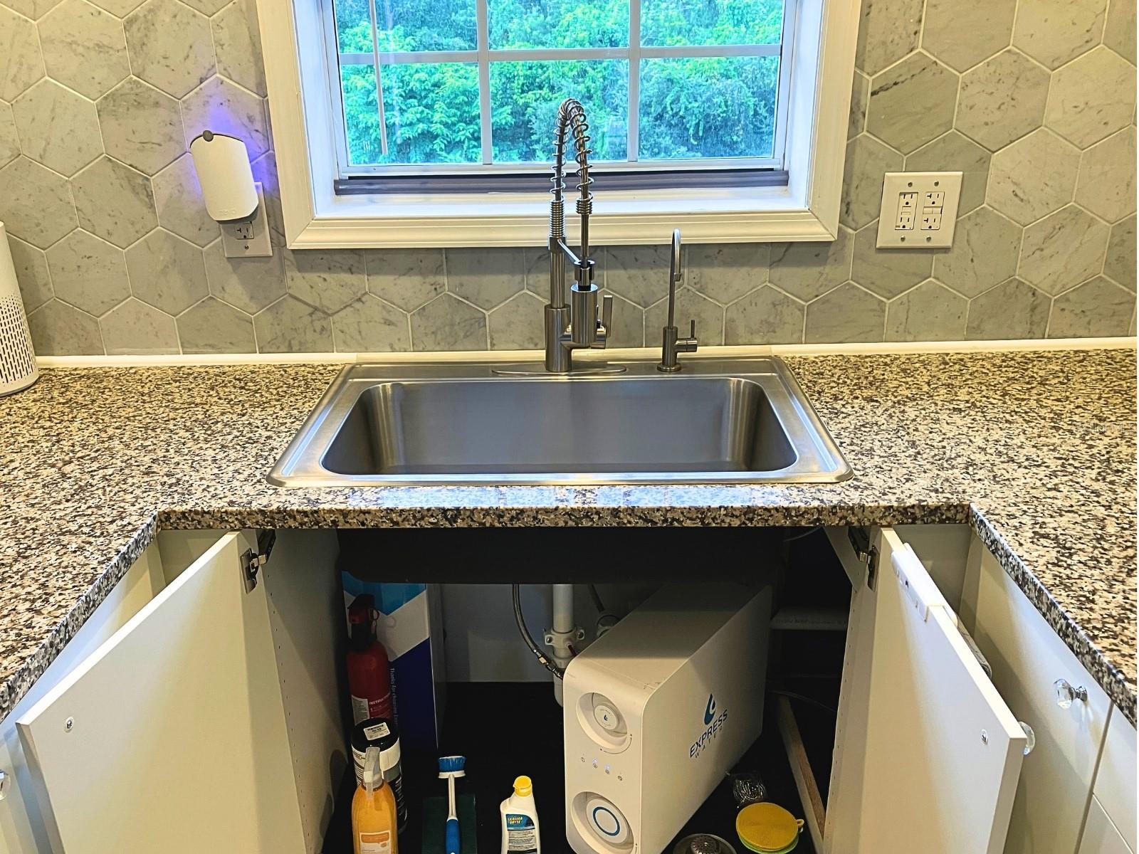 2164 VISTA DEL SOL CIR #523