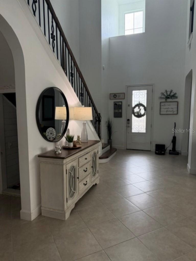 1907 HIDDEN SPRINGS DR