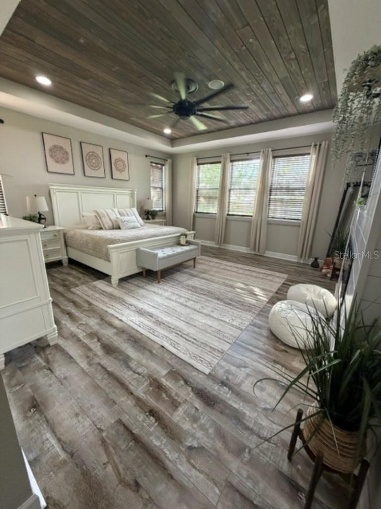 1907 HIDDEN SPRINGS DR