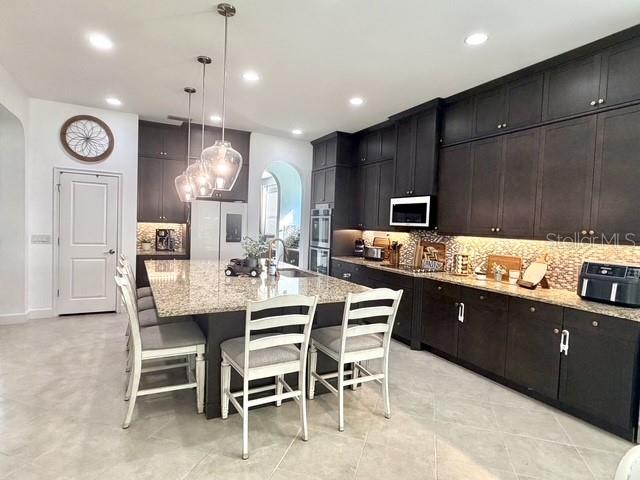 1907 HIDDEN SPRINGS DR