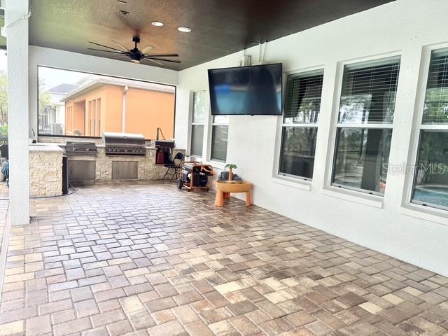 1907 HIDDEN SPRINGS DR