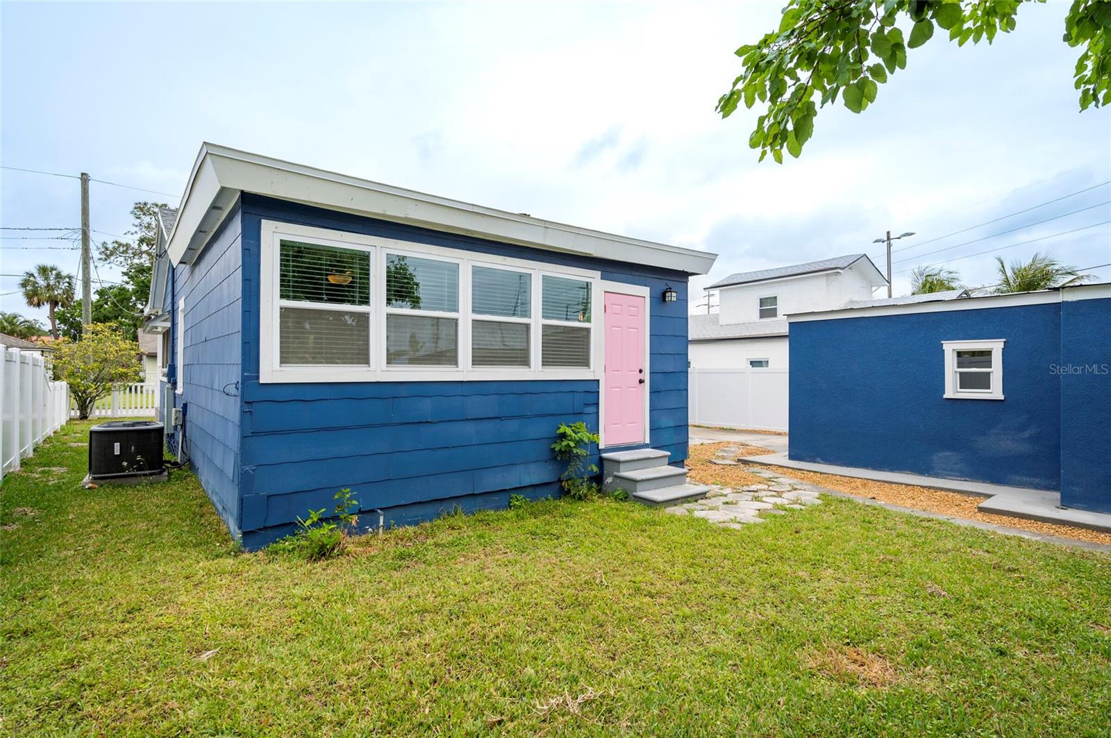 2017 OCEANVIEW PL