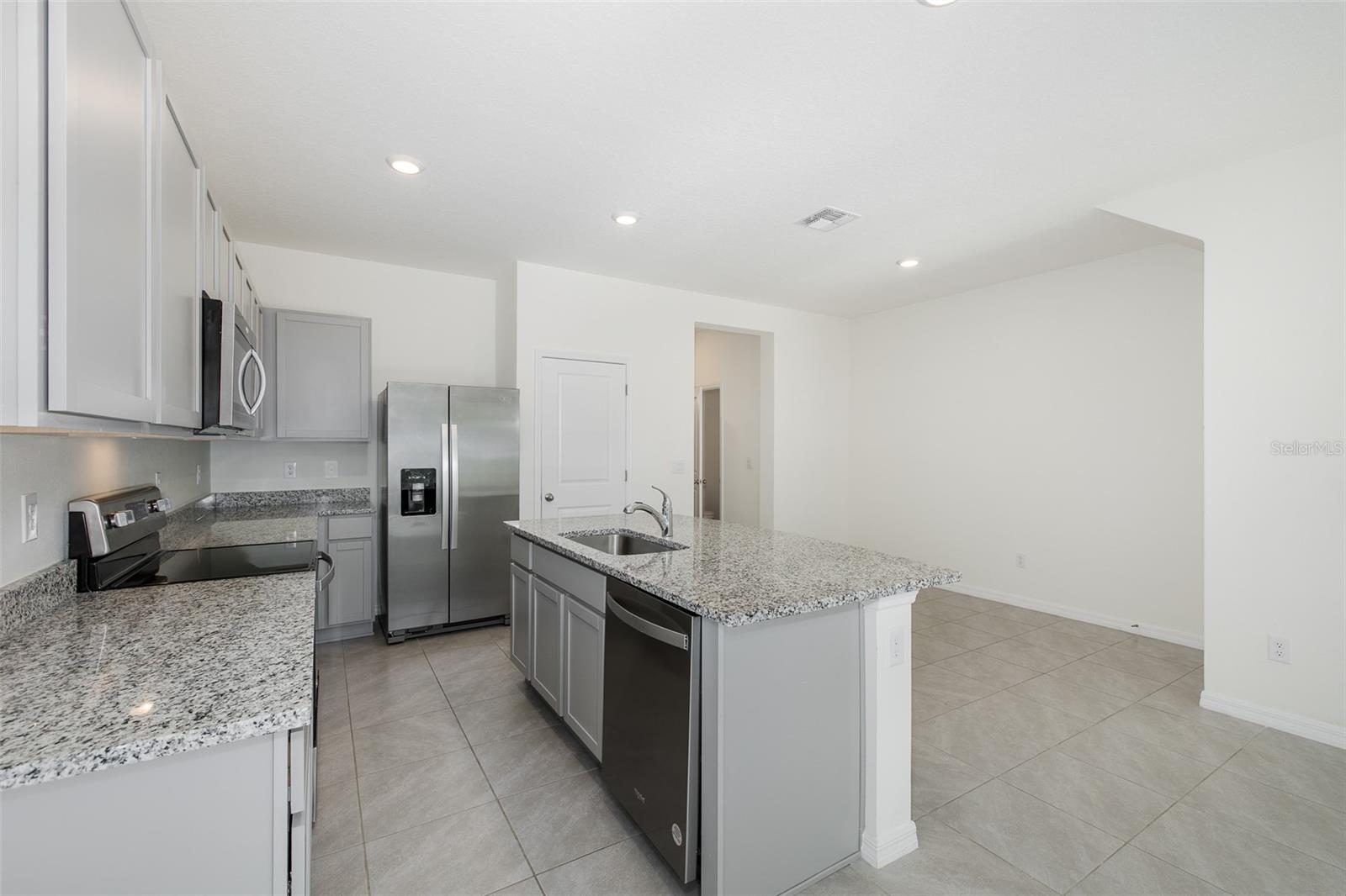 11166 CRESCENT DEER DR